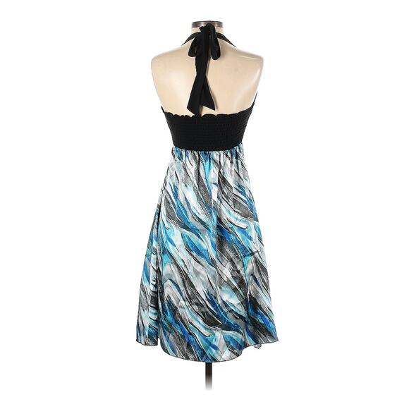 Cloud 9 Casual Tie Halter Dress size Small - Picture 2 of 3
